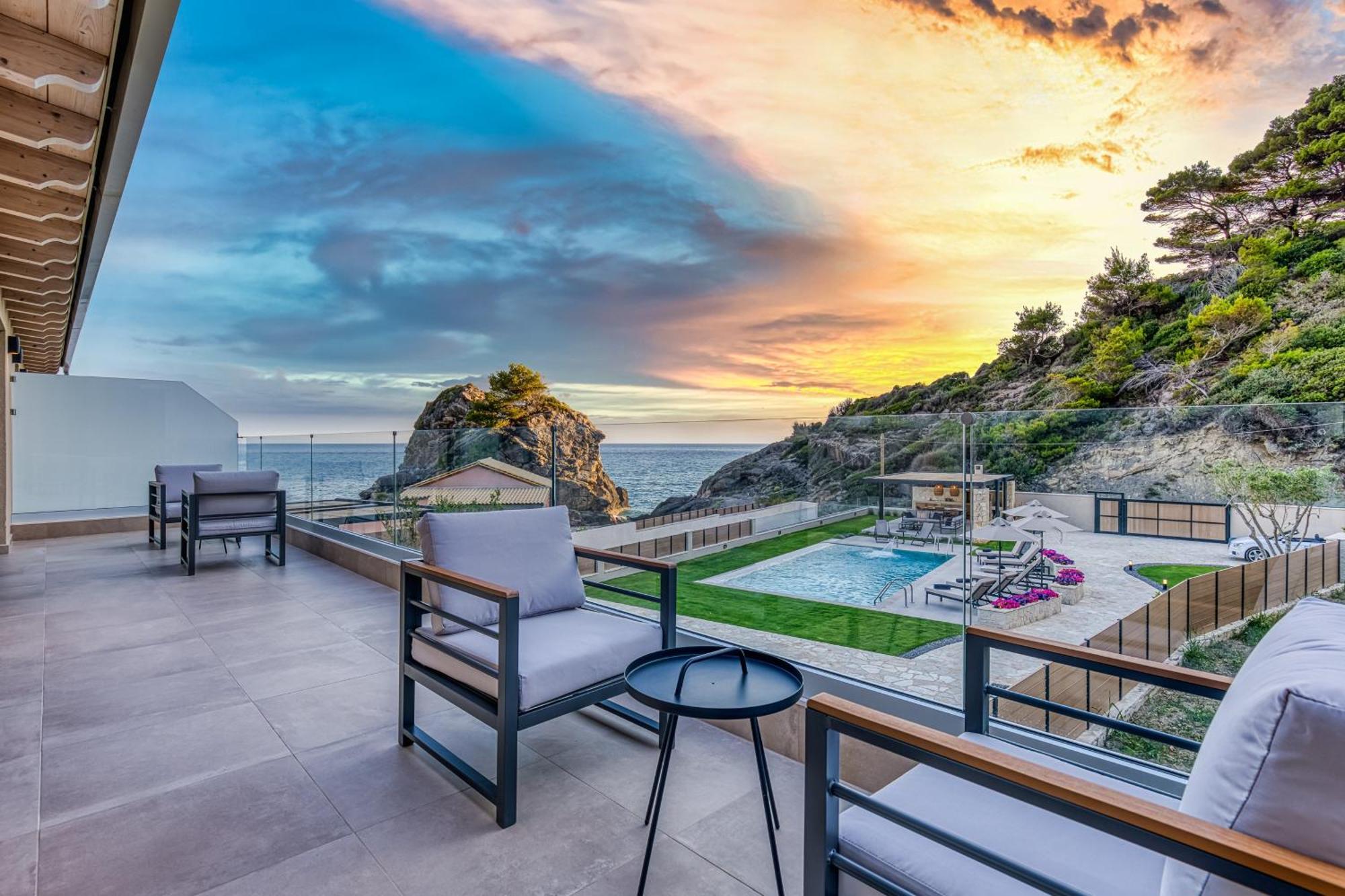 Avale Luxury * Kontogialos