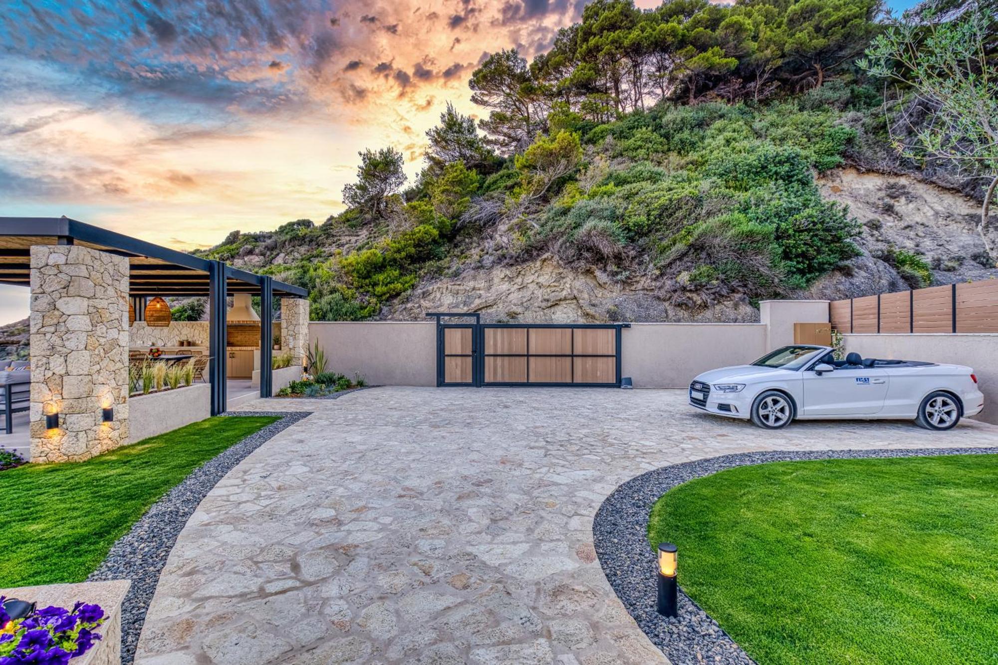 Villa Avale Luxury *